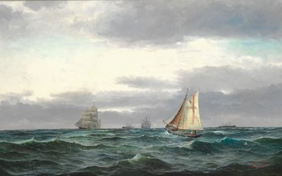 数隻の船が浮かぶマリン、灰色の雨雲と少しの青空 作： Edvard Skari