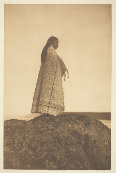 カウチンガール 作： Edward S. Curtis