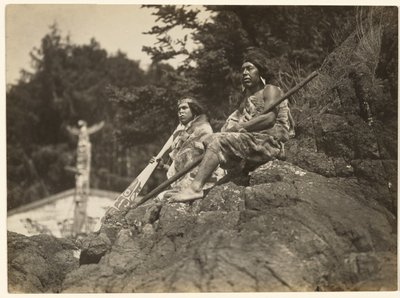 [モタナとその父、烏の族長ケナダ] 作： Edward S. Curtis