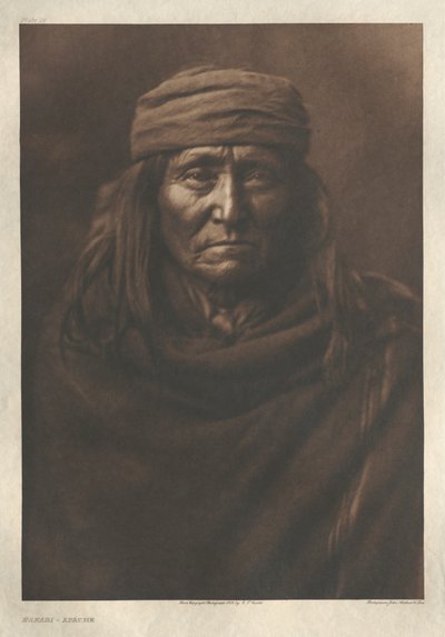 ポートフォリオ I, Plate 16: エスカディ・アパチェ 作： Edward S. Curtis