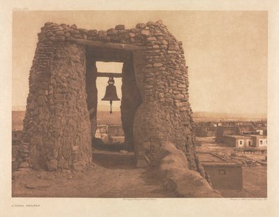 ポートフォリオ XVI 564: アコマ鐘楼 作： Edward S. Curtis