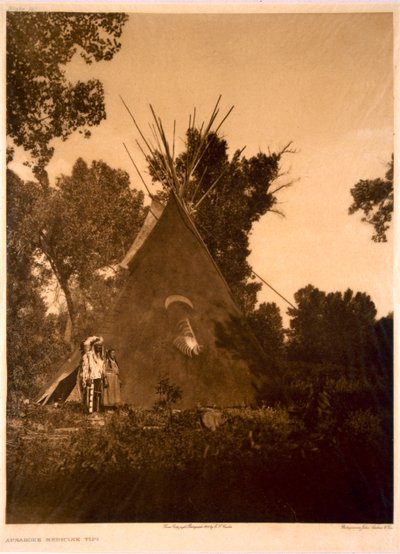 アプサロケの薬のティピ 作： Edward Sheriff (after) Curtis