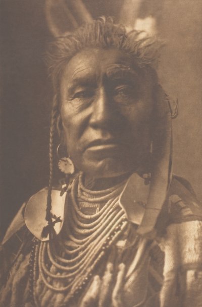フィッシュ ショー - アプサロケ、1908 年。 作： Edward Sheriff Curtis