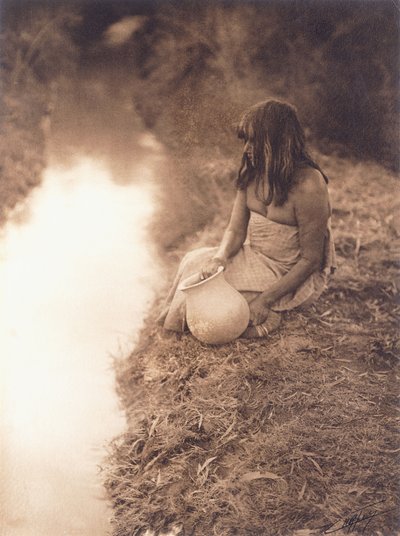小川のマリコパの女 作： Edward Sheriff Curtis