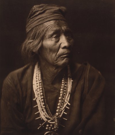 ネスジャジャ・ハタリ - ナバホ1904（写真） 作： Edward Sheriff Curtis