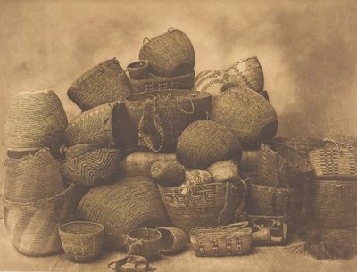 ピュージェット サウンド バスケット、1912 年。 作： Edward Sheriff Curtis