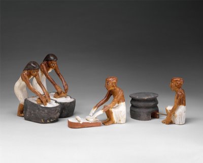 メケトレの墓からのパン屋と醸造家、紀元前1981〜1975年（木材、ジェッソ、ペンキ、リネン） 作： Egyptian 12th Dynasty