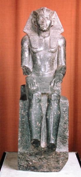 Amenemhat III（閃緑岩片麻岩）の像 作： Egyptian 12th Dynasty
