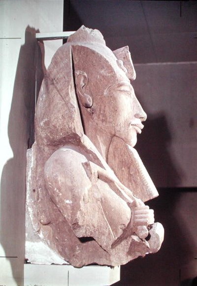 アメンフィスの胸像IV（アケナテン）（紀元前1364-1347年）アメン神殿、カルナック神殿、紀元前1353-1337年頃（砂岩） 作： Egyptian 18th Dynasty