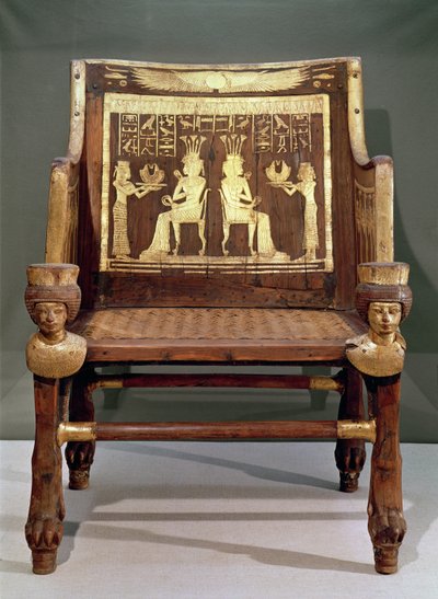 紀元前1391年から1353年頃、新王国時代のアメンホテプ3世の娘、サタムン王女の椅子（木と金色の青銅） 作： Egyptian 18th Dynasty
