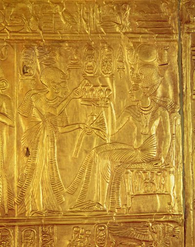 ツタンカーメンの墓からの黄金の神社の詳細（紀元前1370〜1352年頃）新王国（板金でジェッソをかぶせた木材） 作： Egyptian 18th Dynasty