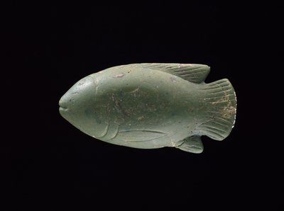 魚型皿（ガラス） 作： Egyptian 18th Dynasty