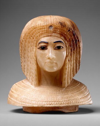 王族女性の頭部を象った蓋、紀元前1349～36年頃（トラバーチン、青ガラス、黒曜石 作： Egyptian 18th Dynasty