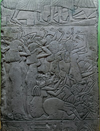 ファラオへの哀悼を描いた石灰岩のレリーフ（ホレムヘブ王の墓から出土 作： Egyptian 18th Dynasty