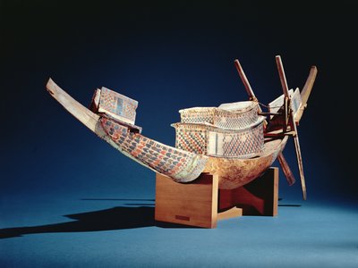 ニューイングランド、ツタンカーメンの墓からの船の縮小モデル、c.1347-37 BC（木） 作： Egyptian 18th Dynasty