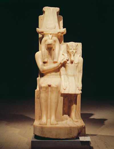 アメンホテオプ3世にアンクを捧げるソベク（紀元前1417年-1379年）英国（アラバスター） 作： Egyptian 18th Dynasty