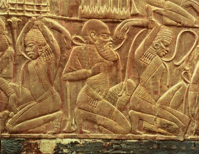 ツタンカーメン（紀元前1370-52年頃）の墓から発見された国営戦車の内部の詳細（新王国時代、紀元前1340年頃）。 作： Egyptian 18th Dynasty