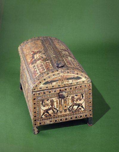 ツタンカーメンの胸、ニューキングダム、紀元前1340年頃（塗装木材） 作： Egyptian 18th Dynasty