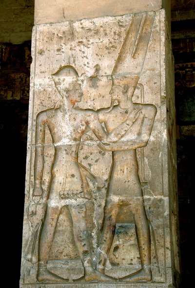 古代エジプトのアート。セティ1世の神殿の柱の低浮彫り 作： Egyptian 19th Dynasty