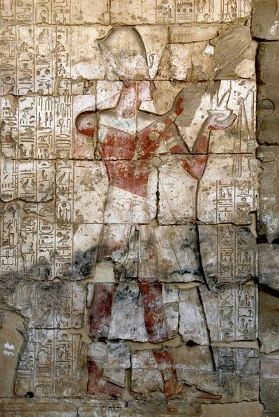 古代エジプトのアート。セティ1世の神殿の柱に施された低浮彫り 作： Egyptian 19th Dynasty