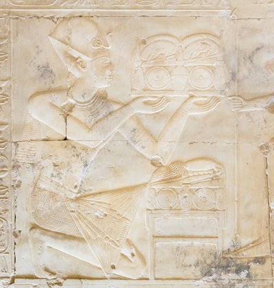浅浮き彫り、セティ 1 世の神殿、アビドス、エジプト 作： Egyptian 19th Dynasty