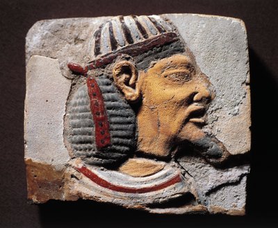 装飾の断片、シリア・セム系囚人の頭部が描かれたマジョリカ陶器 作： Egyptian 19th Dynasty