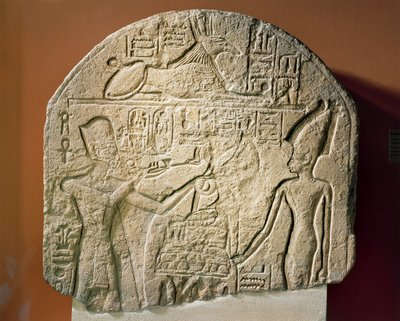 女神アスタルテに香とパピルスを捧げるラムセス2世を描いた石灰岩の石碑 作： Egyptian 19th Dynasty