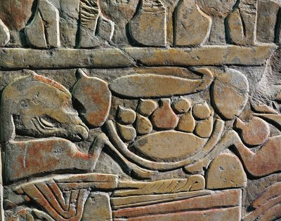 神々への供え物を描いたレリーフ（アビドス出土 作： Egyptian 19th Dynasty