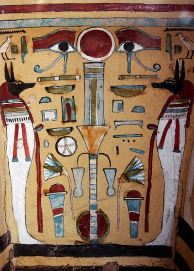 アヌビスのミイラ、アンク・エフ・エン・コンスの石棺の装飾細部 作： Egyptian 21st Dynasty