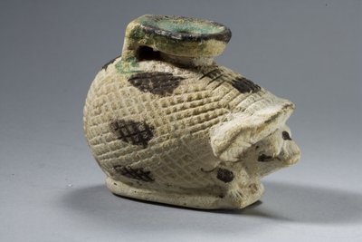 ハリネズミaryballos、Saite期間（ファイアンス） 作： Egyptian 26th Dynasty