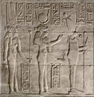 Reliefs in the inner sanctuary, Philae temple, Aswan, Egypt   1461344   ja       japanese Successfully Translated  Original: Flora Parable, c.2022 (Digital Art) Translat: Flora Parable, c.2022 (Digital Art) 1459023 ja japanese Successfully Translated Origi 作： Egyptian 30th Dynasty