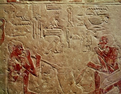 ケムレフのマスタバ、サッカラ、旧王国、紀元前2325年頃（塗られた石灰岩）のガラス送風機を描いたレリーフ 作： Egyptian 6th Dynasty