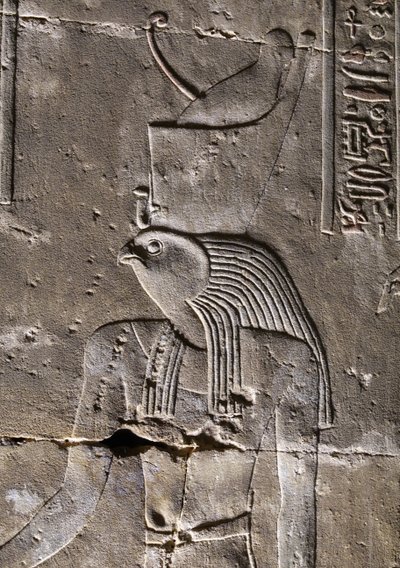 破壊された王冠を持つホルス、エドフのホルス神殿 作： Egyptian Egyptian
