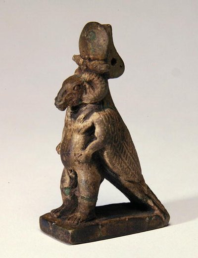 雄羊の頭、小人の体、鷹の背中を持つ複合神（ファイエンス 作： Egyptian Ptolemaic Period