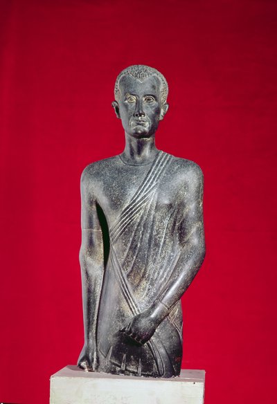 ホルの像、アレクサンドリア出身、紀元前40年頃（玄武岩） 作： Egyptian Ptolemaic Period