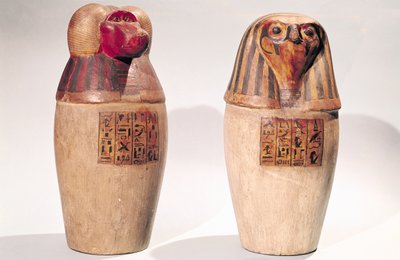 2つの新王国の天蓋付きの瓶のコピー（木を塗った） 作： Egyptian School