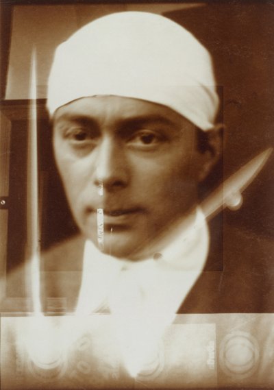 自画像、1924-1925。 作： Eliezer Markowich Lissitzky