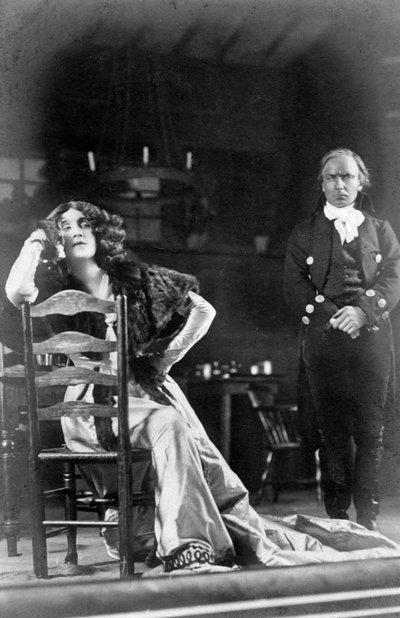 ジュリアニールソンとホレスホッジス、スカーレットピンパーネル、c1905。 作： Ellis and Walery