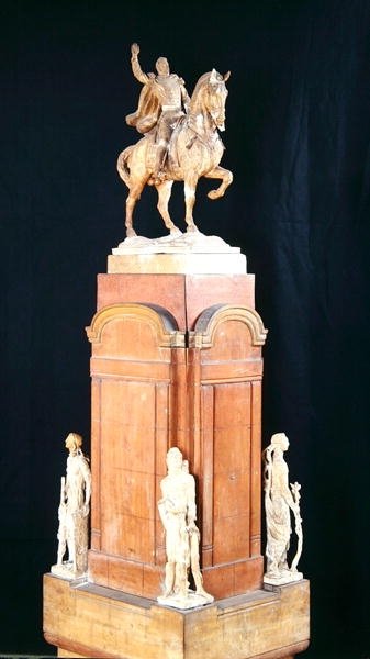 カルロスマリアデアルベア将軍の記念碑の模型（1788-1852）（木と石膏） 作： Emile Antoine Bourdelle