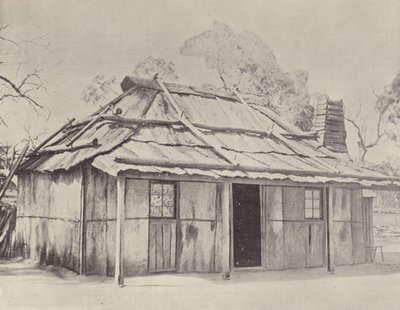 樹皮の小屋 作： English Photographer