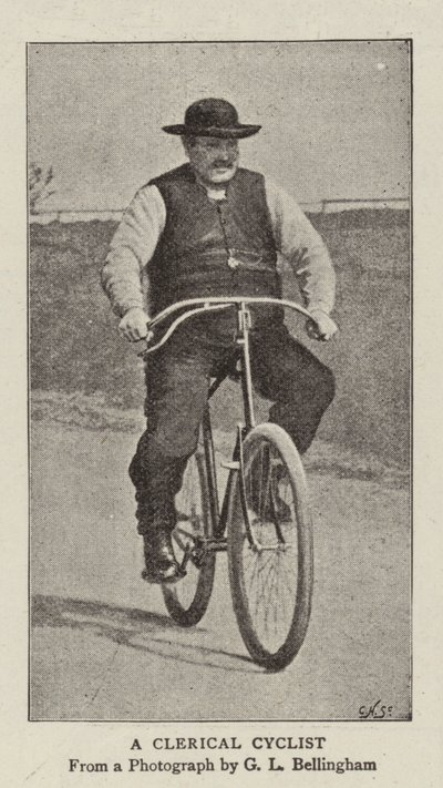 事務員サイクリスト 作： English Photographer