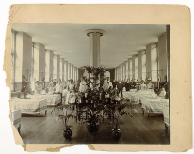 セントトーマス病院の病棟、1908年 作： English Photographer