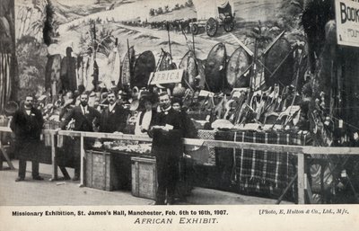 1907年2月6日から16日までマンチェスターのセント・ジェームス・ホールで開催された「アフリカ展」の宣材写真（モノクロ写真 作： English Photographer