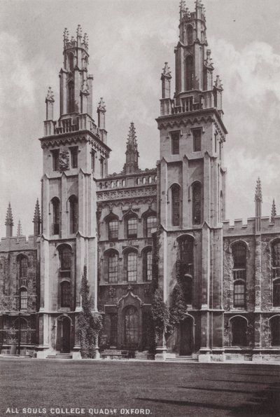 All Souls College Quadrangle Oxford 作： English Photographer