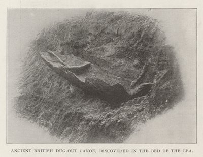 リーのベッドで発見された古代イギリスのダグアウトカヌー 作： English Photographer