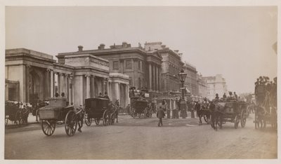 Apsley House、ハイドパークコーナー、ロンドン 作： English Photographer