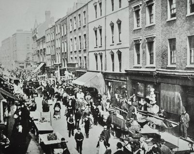 ブリックレーンマーケット、ブリックレーン：全体像、1895 作： English Photographer