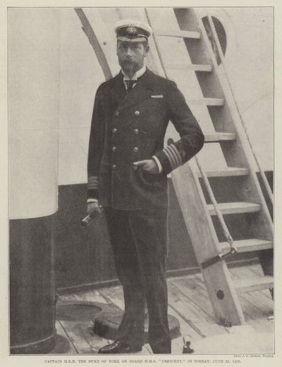 1898年6月25日、トーベイでHMSクレセント号に乗船したキャプテンHRHヨーク公 作： English Photographer