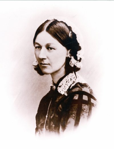 1856年頃のH.レントールによるフィレンツェナイチンゲールのカルテドビジテ写真 作： English Photographer