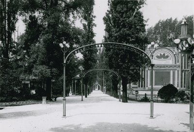Cremorne Gardens;ロンドン：センターウォーク 作： English Photographer